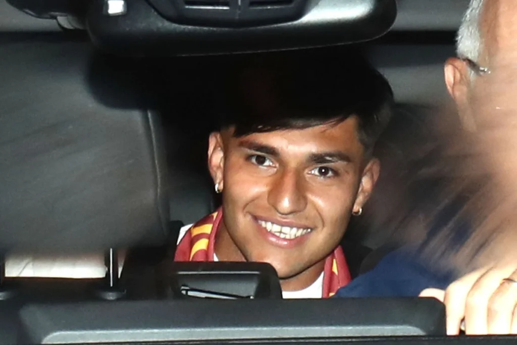 Primo colpo: tifosi in delirio per l'arrivo di Santiago Castro